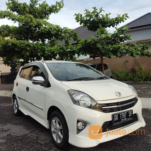 Agya Denpasar: Si Mungil yang Berani Beradu di Jalanan Kota