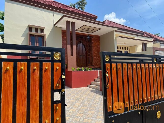 Rumah baru spek mewah terjamin Lokasi di gunung pati 100 dari jalan ampel gading UNNES semarang