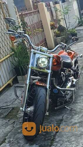 HARLEY BREAKOUT CVO 2019 FULL PAPER