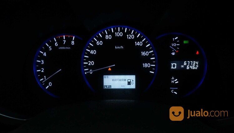 Nissan Elgrand 2.5 AT 2010 Putih