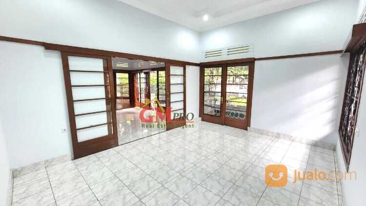 RUMAH BELANDA TERAWAT BAGUS MURAH