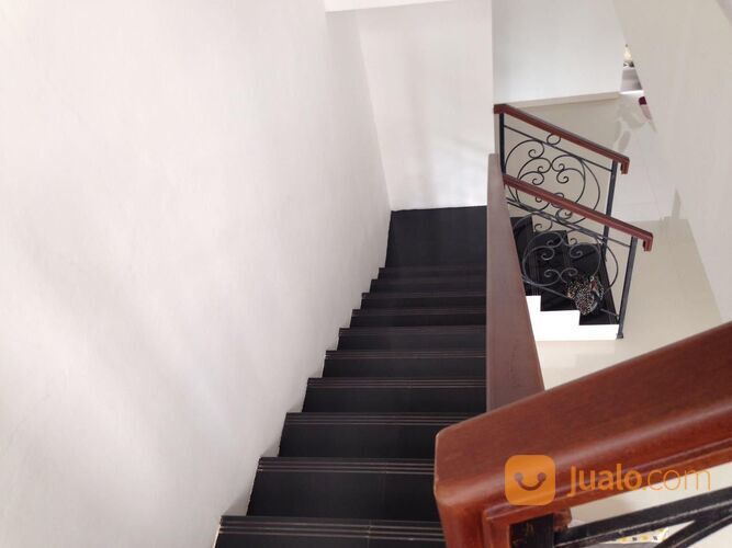 Rumah Baru Minimalis di Tebet