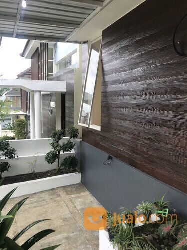Rumah Exclusive Perumahan BridgeTown Tidar