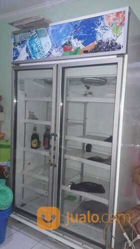 JASA SERVICE SHOWCASE MURAH DI BANDUNG 081312638819