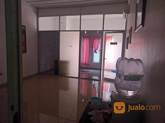Rumah 2 Lantai dalam Komplek Maharaja Dekat Tol Sawangan (RN)