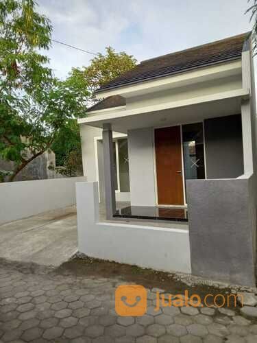 Rumah baru dalam perumahan purwomartani