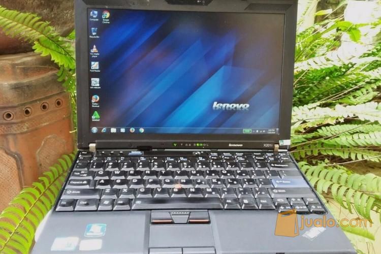 Lenovo Thinkpad X201i Intel Core I3 M330 Semarang Jualo