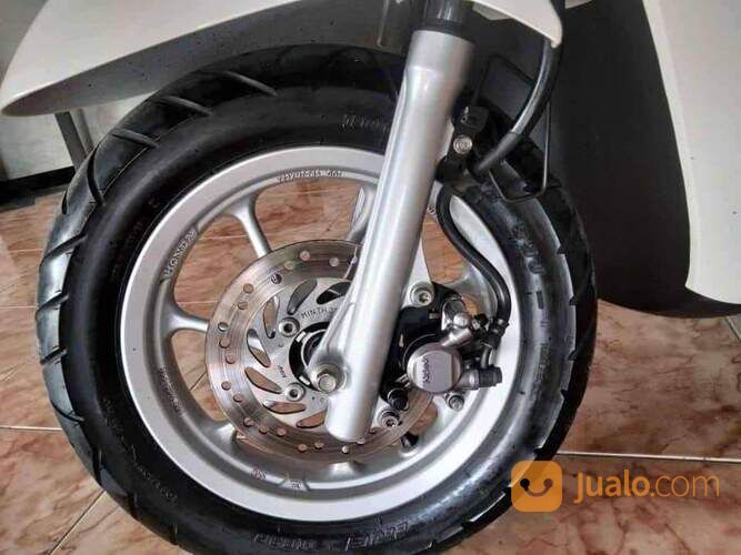 Honda scoopy 2020