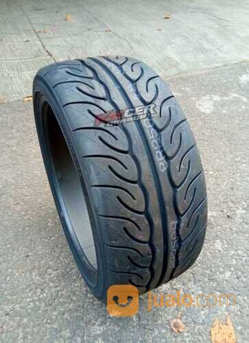 Ban mobil semislick 215/45 R16 Yokohama advan neova