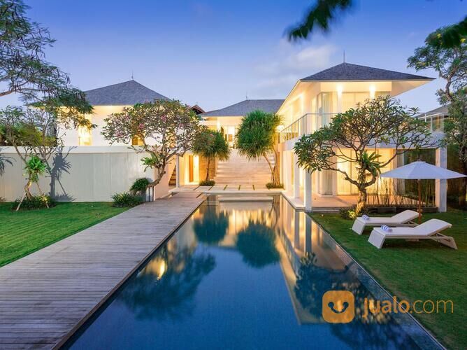 Two Units Luxurious Modern Villa Canggu Bali Near Batu Bolong Beach Di