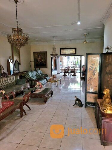Rumah Strategis Banget di Depan Tebet Eco Park Jakarta Selatan