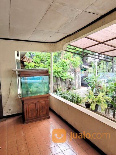 Rumah Strategis Banget di Depan Tebet Eco Park Jakarta Selatan