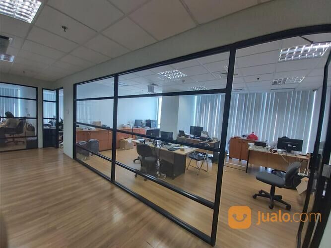 Office Space The Suites Tower at Pik Luas 1287 m2 (bisa beli satuan)