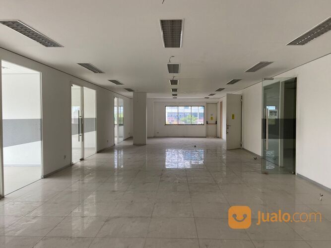 gedung jl raya darmo surabaya
