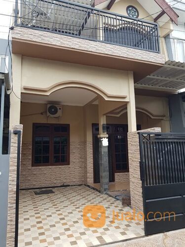 Rumah Babatan Pratama Wiyung Surabaya- 2 Lantai
