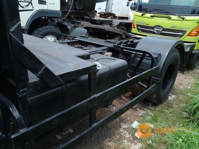 HEAD TRAILER / TRACTOR HEAD / HEAD TRAILER ISUZU GIGA GVR - 285 PS thn 2019