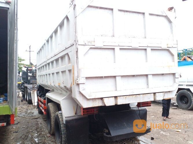 DUMP TRUK ISUZU GIGA / DUMP TRUCK ISUZU GIGA / DUMP TRUK / ISUZU GIGA FVZ 285 PS