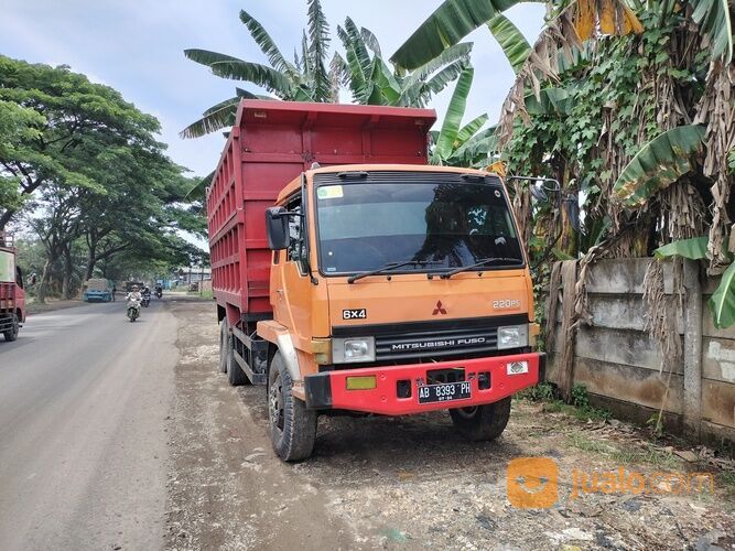 DUMP TRUK MITSUBISHI FUSO FN 527 MS TRONTON (10 BAN) INDEKS 28 TAHUN 2019