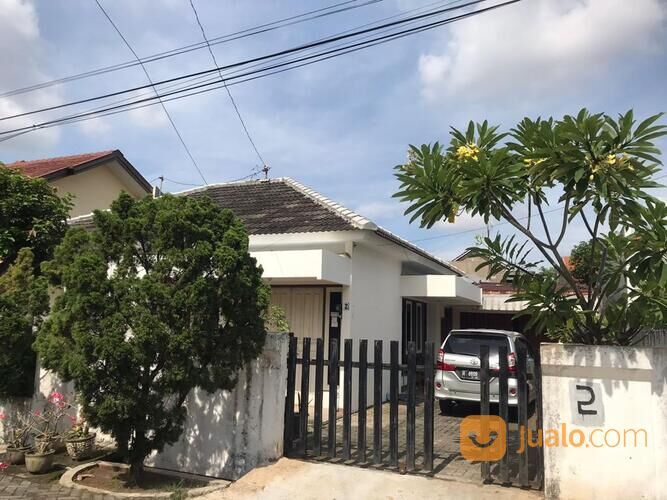 Rumah Tanah Luas Siap Pakai