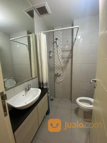 Apartemen Benson Studio Full Furnished + Elektronik + Balkony ,Sky Garden