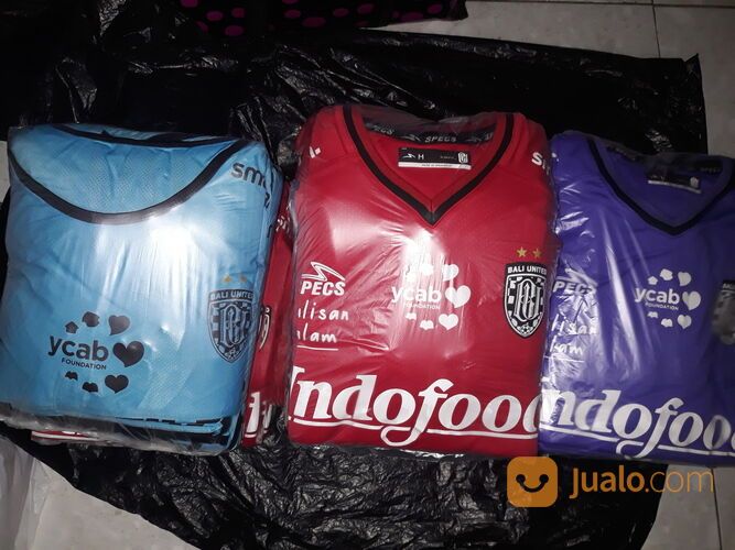 Laundry express 12 jam free antar jemput di Kota Surakarta, Jawa Tengah