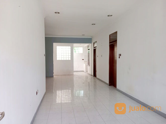 Rumah Siap Huni 3 Kamar di Taman Holis Indah 1 Bandung
