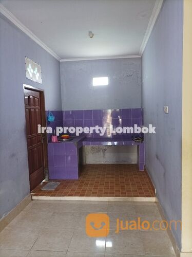 Rumah di kompleks perumahan Sandik Lombok Barat
