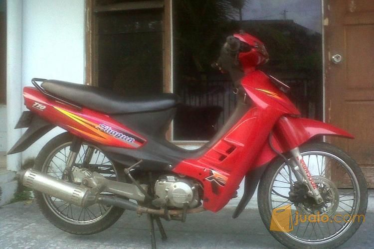 Sepeda motor  suzuki shogun th 2000 cakram Blitar  Jualo