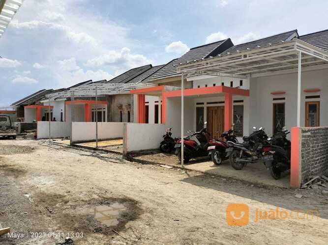 Rumah minimalis modern di Bumi Jatimekar Residence