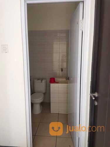 Rumah di Cluster De" Residence Harapan Indah Bekasi