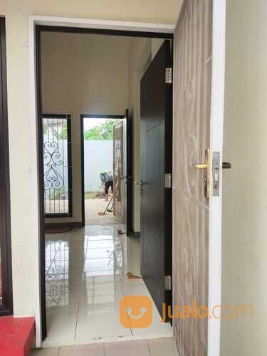 Rumah di Cluster De" Residence Harapan Indah Bekasi