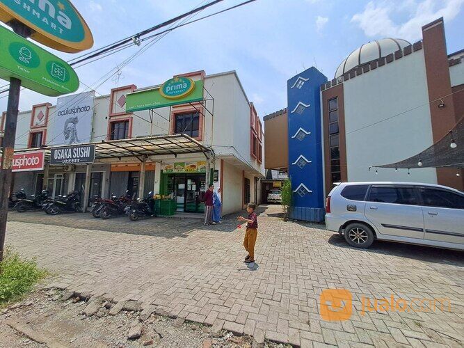 Kost Kostan tanah luas bonus ruko & rumah dekat kampus UNSIKA & alun-alun Karawang