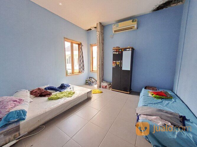 Kost Kostan tanah luas bonus ruko & rumah dekat kampus UNSIKA & alun-alun Karawang