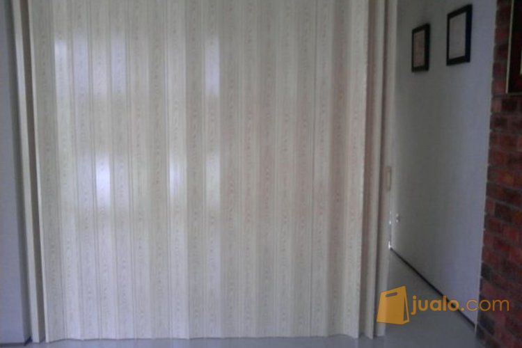 PINTU LIPAT PVC FOLDING DOOR - JIHAN INTERIOR PASAR MINGGU