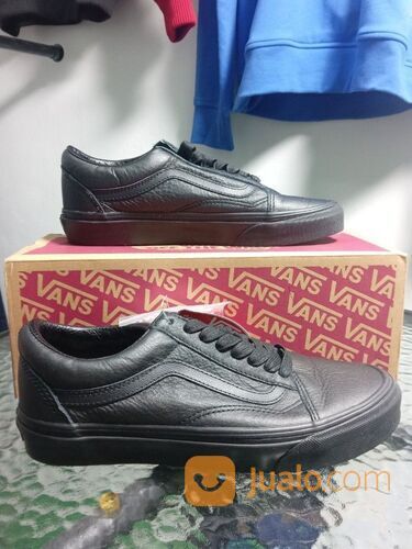 harga retail vans old skool