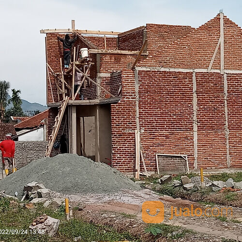 Rumah Bangunan Baru dekat Jalan Raya dan Alfamart Harga Nego