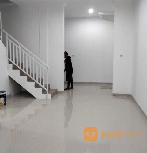 Cluster 2 Lantai Super Strategis di Dekat Jalan Utama Raden Saleh