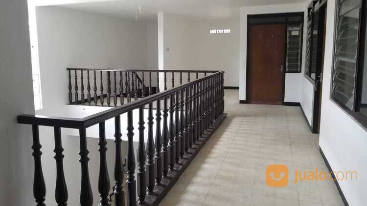 Rumah Jl Ciliwung Darmo Surabaya