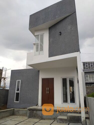 Rumah mewah rasa villa sejuk asri Konsep Downslope di Dkt EDUTOWN JATINANGOR