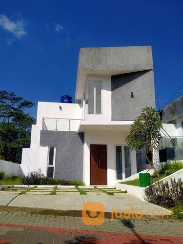Rumah mewah rasa villa sejuk asri Konsep Downslope di Dkt EDUTOWN JATINANGOR