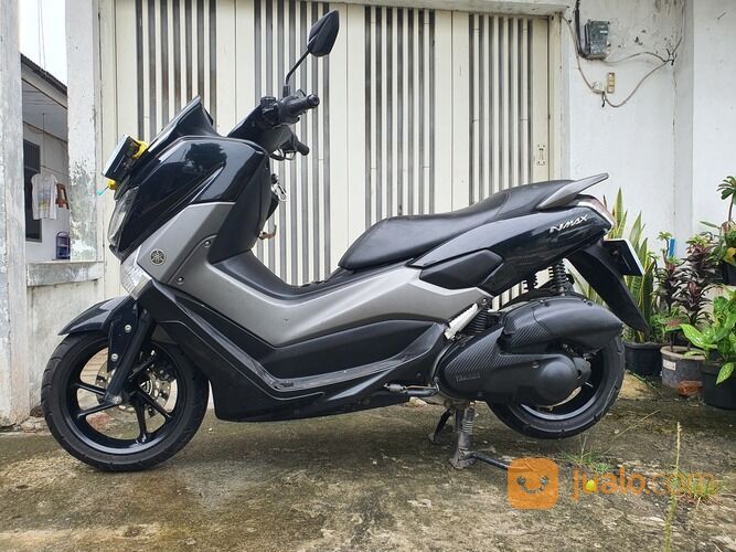 Yamaha Nmax 2017 Non ABS Hitam