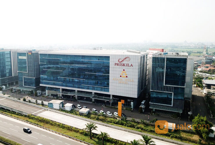 Ruang Kantor Dekat Bandara Soekarno Hatta Cengkareng, Gerbang Tol Benda, Jalan Tol Sedyatmo