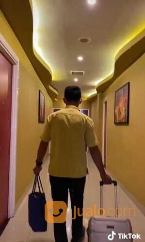 Hotel Fariz Super Strategis Aktif Mewah Luas di Karanglo Malang