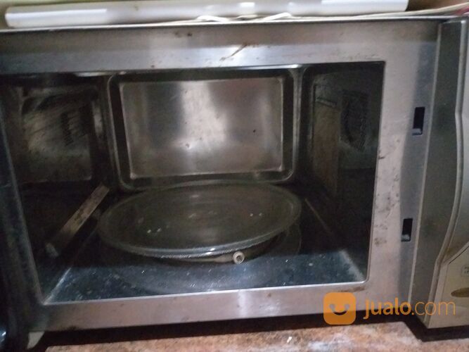 Microwave bekas