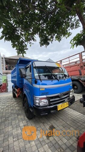 DUMP TRUK TOYOTA DYNA 130 HT TAHUN 2017