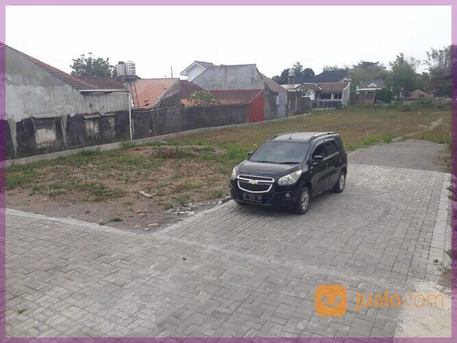 Tanah Jl Kaliurang KM 8 Jogja, Lingkungan Nasionalis