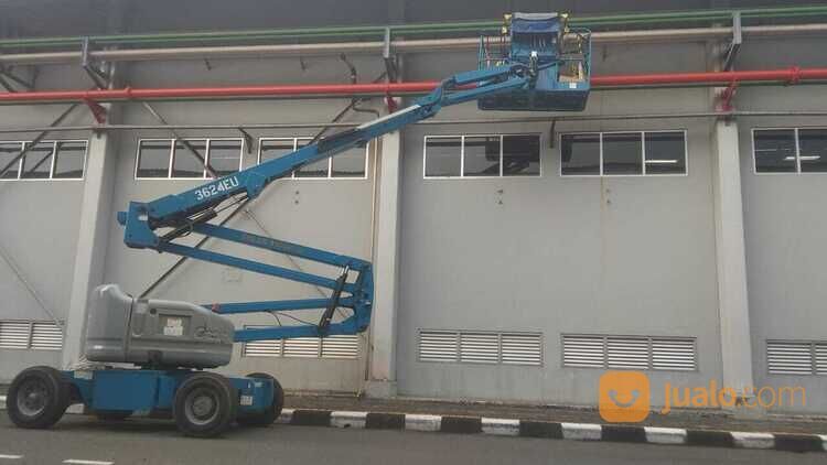 Sewa Boom lift/Man lift di sidoarjo surabaya gresik mojokerto