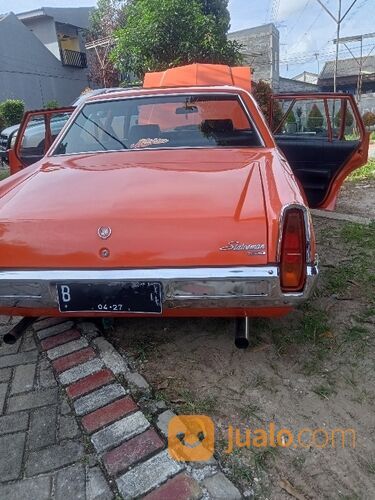 Holden Statesman