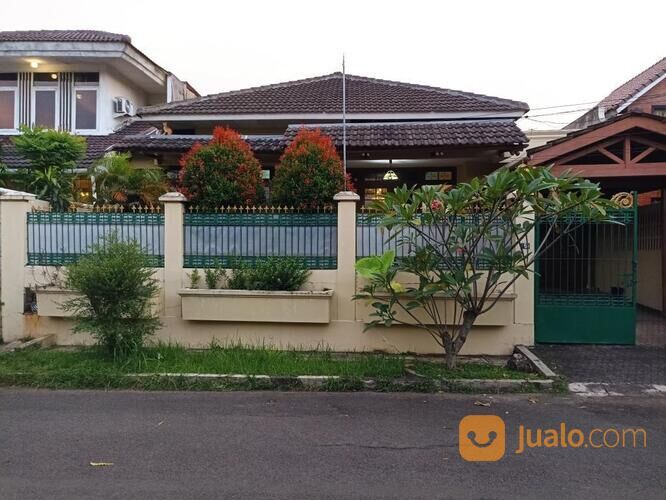 Rumah Cantik di Bukit Cinere Indah ( 5 Menit ke Mall Cinere )