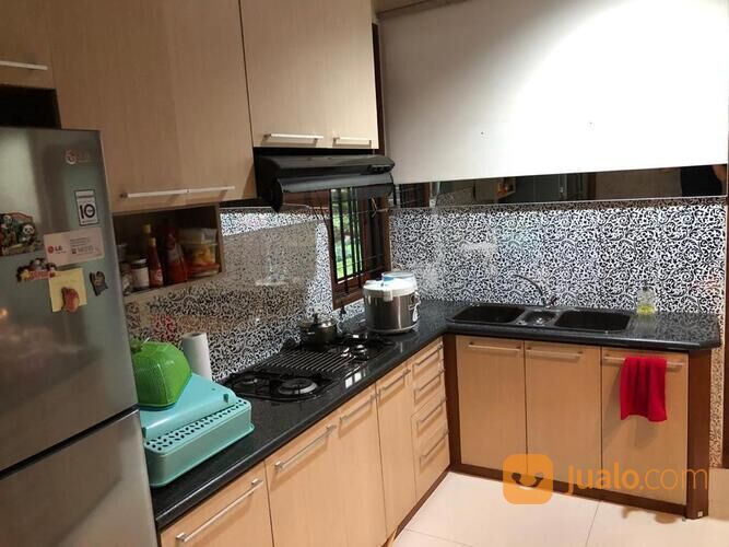 Rumah Pakuwon Indah Full MARMER + Furnished, Garasi Carport 4 mobil + PAGAR